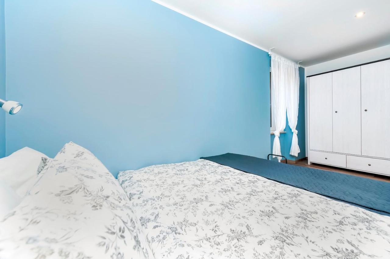 Otto Apartment With Sea View And Parking ロヴィニ エクステリア 写真